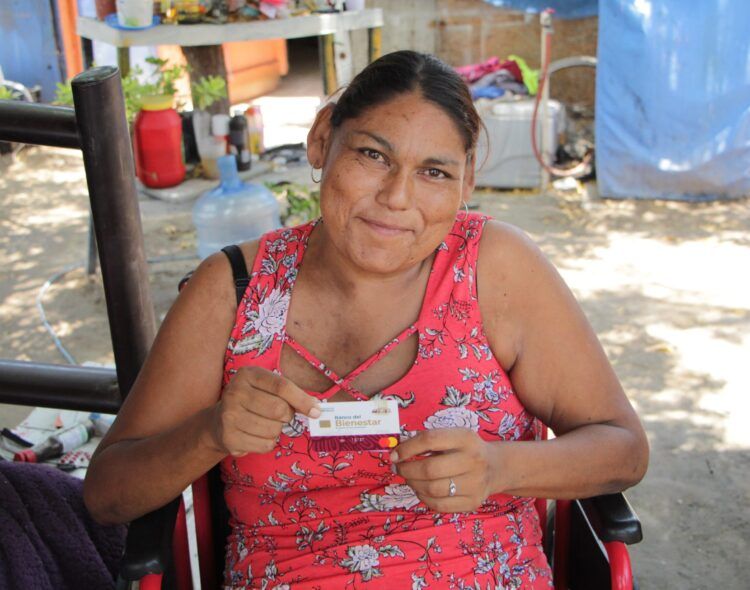 Más de 675 mil mujeres reciben la Pensión para Personas con Discapacidad; periodo de registro está activo